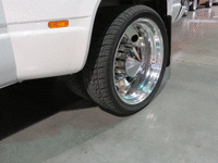 Image 18 of 19 of a 1999 CHEVROLET C3500