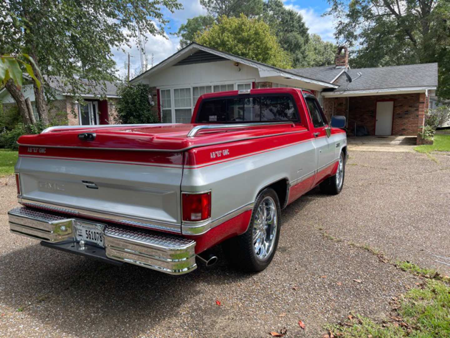 3rd Image of a 1983 GMC C1500