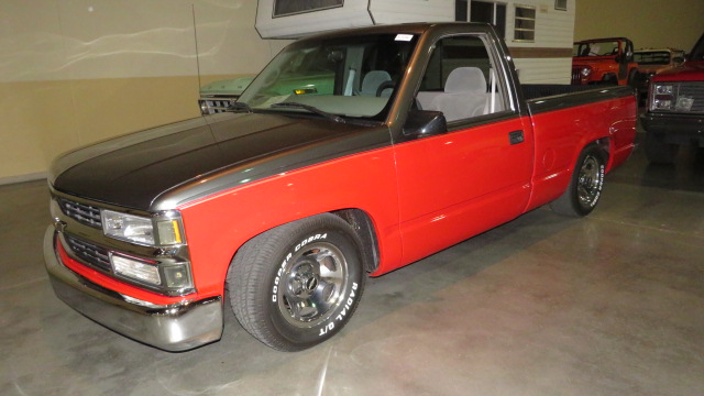 4th Image of a 1996 CHEVROLET C1500
