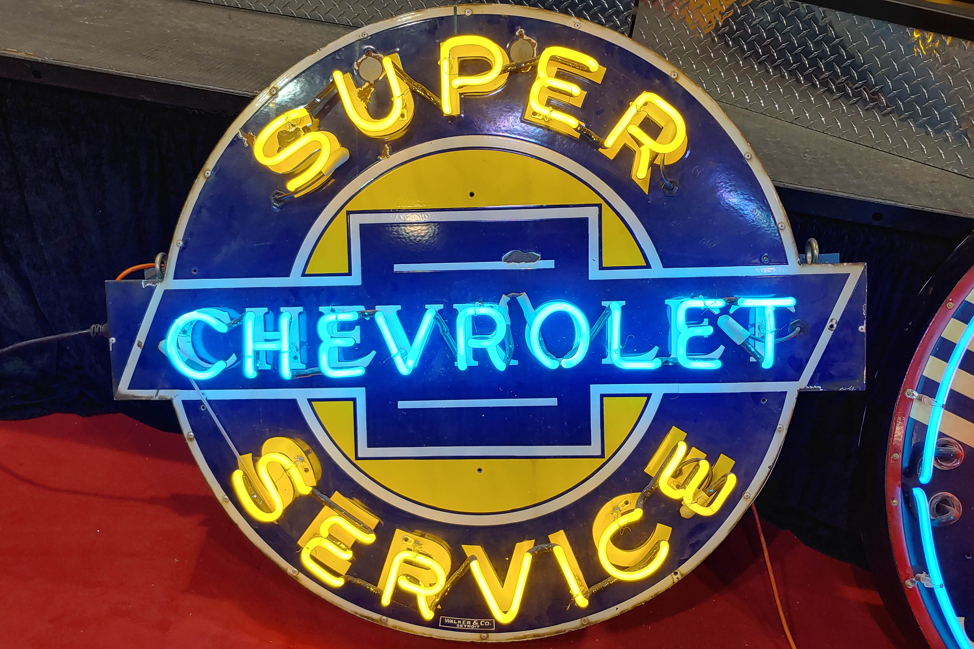 1st Image of a N/A CHEVROLET SERVICE RND NEON SIGN
