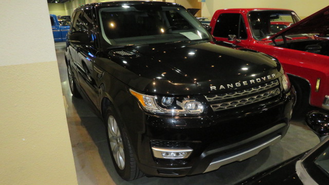 2nd Image of a 2014 LAND ROVER RANGE ROVER SPORT SUPERCHARGED