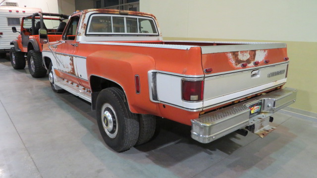 3rd Image of a 1974 CHEVROLET C30