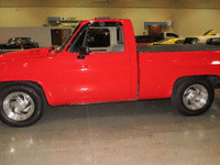 Image 3 of 13 of a 1982 CHEVROLET C10