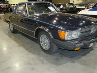 Image 2 of 15 of a 1985 MERCEDES-BENZ 380 380SL