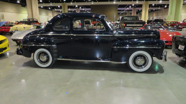 3rd Image of a 1947 FORD SUPER DELUXE