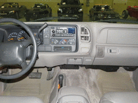 Image 5 of 15 of a 1998 CHEVROLET TAHOE