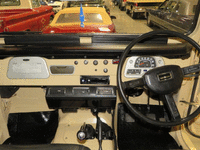 Image 4 of 11 of a 1982 TOYOTA LAND CRUISER
