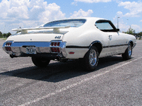 Image 2 of 6 of a 1972 OLDSMOBILE                                         442                                               