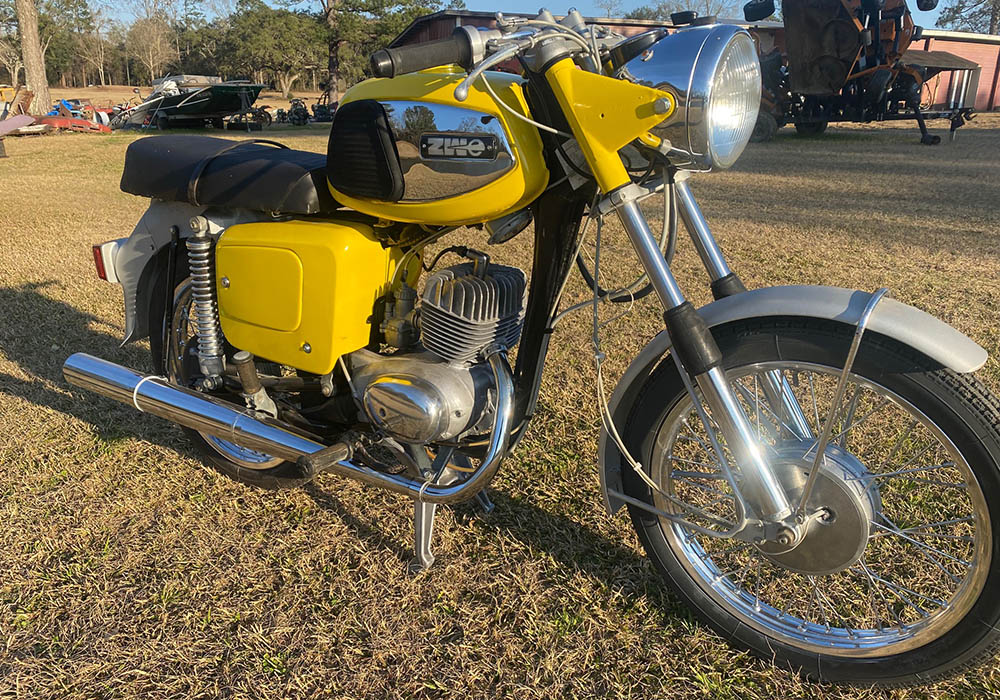2nd Image of a 1974 UNKT MZ TS 150