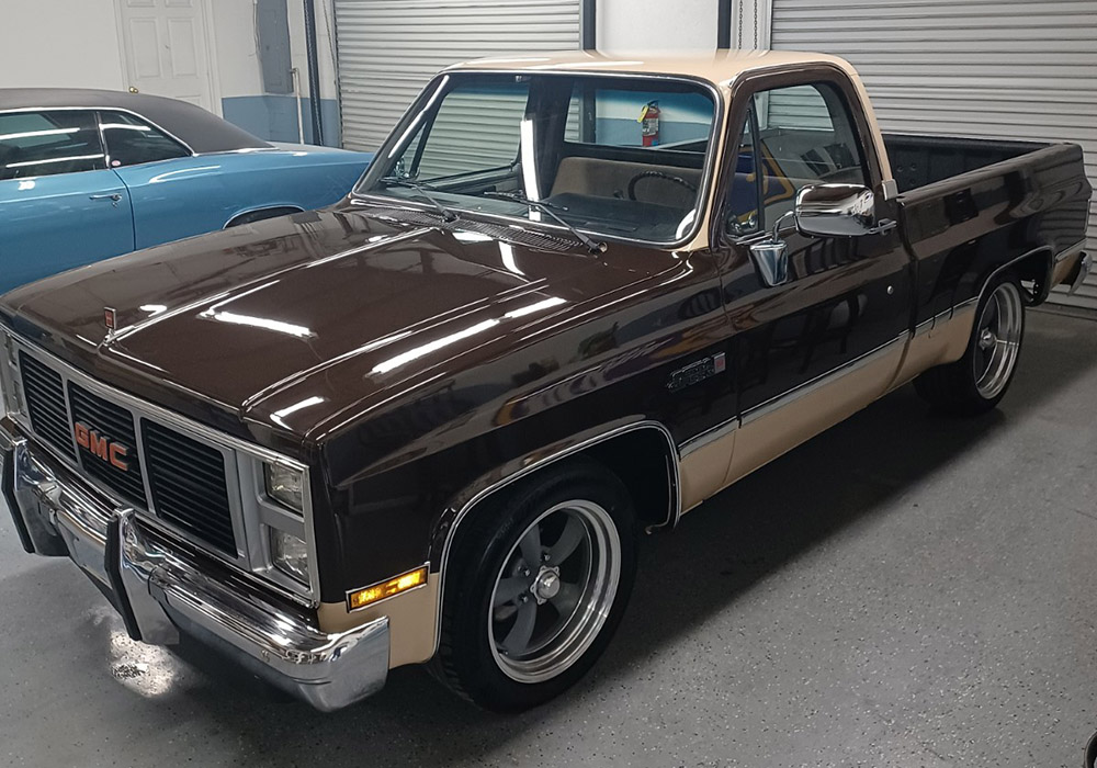 1st Image of a 1987 GMC R1500