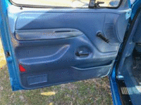 Image 10 of 13 of a 1995 FORD F-150