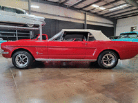 Image 2 of 8 of a 1965 FORD MUSTANG