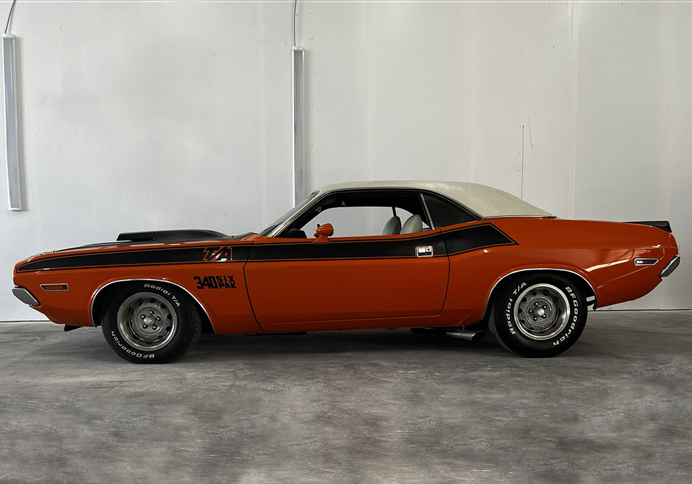 2nd Image of a 1970 DODGE CHALLENGER T/A