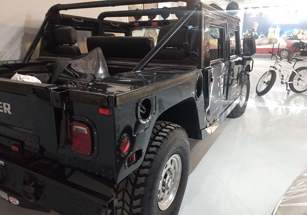3rd Image of a 1996 AM GENERAL HUMMER HMCO
