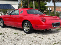 Image 7 of 25 of a 2003 FORD THUNDERBIRD