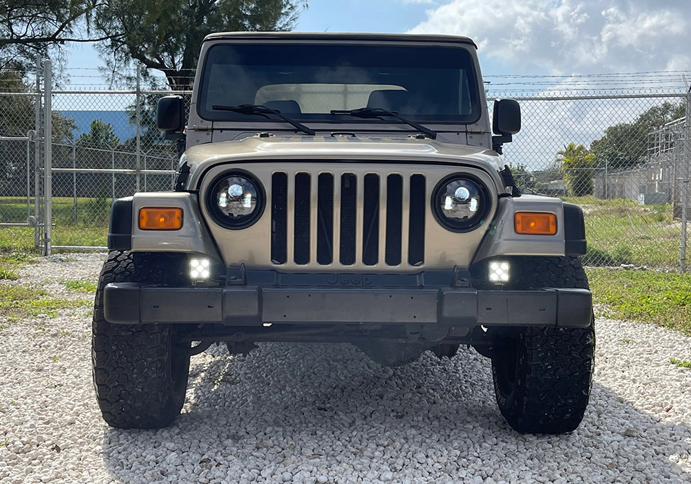 5th Image of a 2004 JEEP WRANGLER
