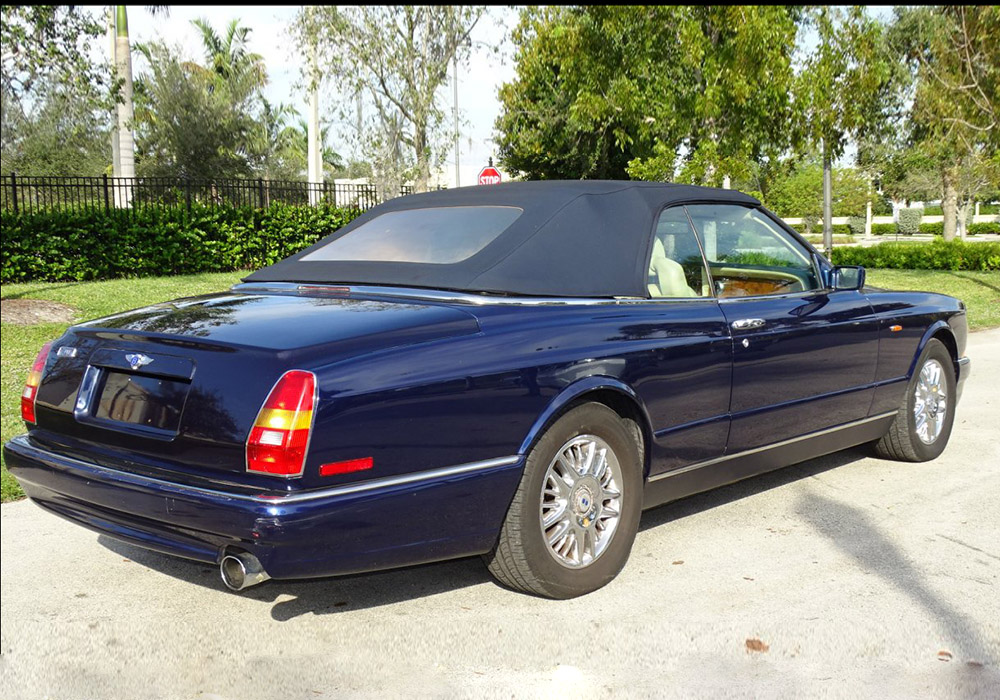 4th Image of a 2000 BENTLEY AZURE