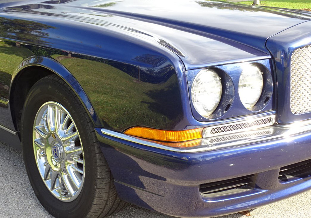 9th Image of a 2000 BENTLEY AZURE