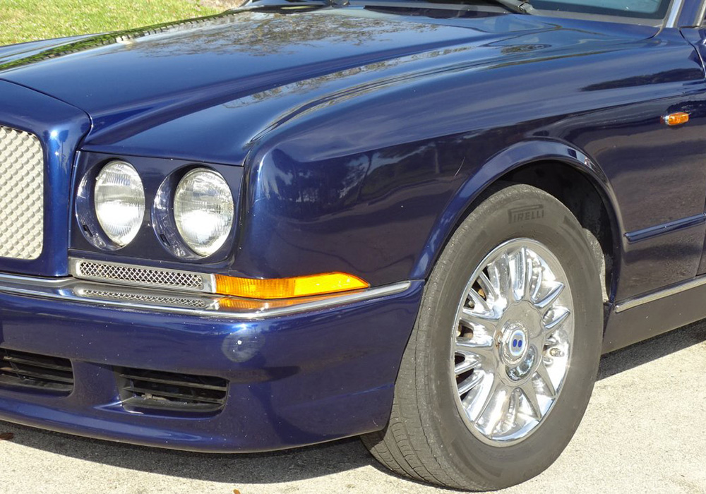 10th Image of a 2000 BENTLEY AZURE