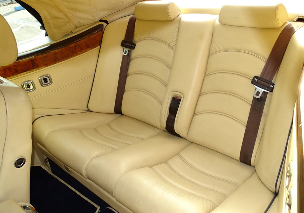 18th Image of a 2000 BENTLEY AZURE