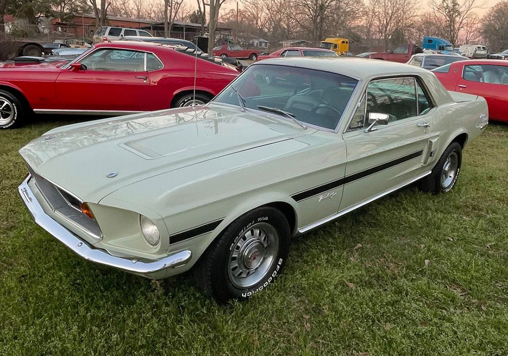 3rd Image of a 1968 FORD MUSTANG