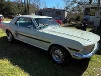 Image 2 of 20 of a 1968 FORD MUSTANG