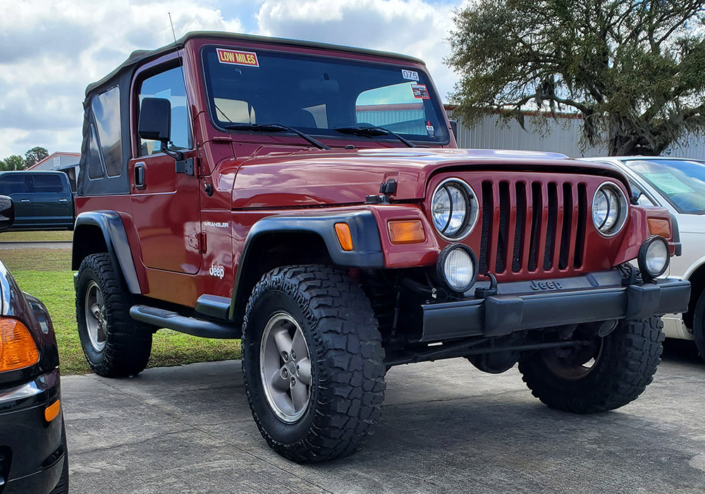 2nd Image of a 1999 JEEP WRANGLER SPORT