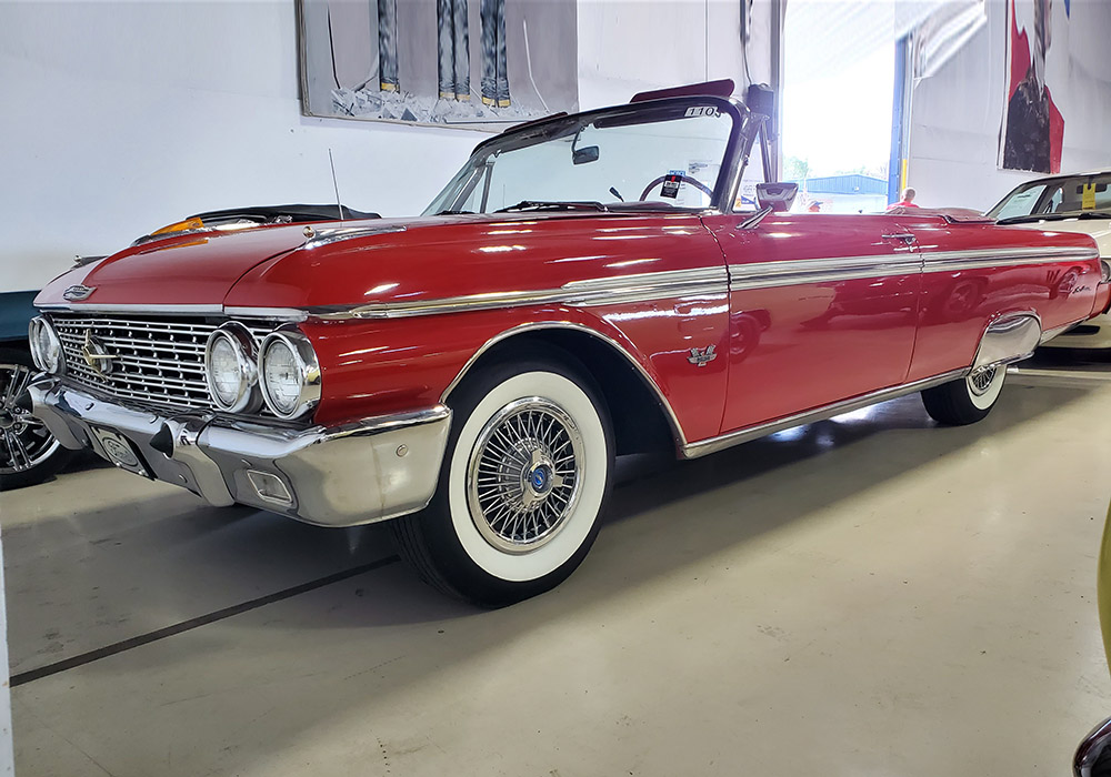 1st Image of a 1962 FORD GALAXIE