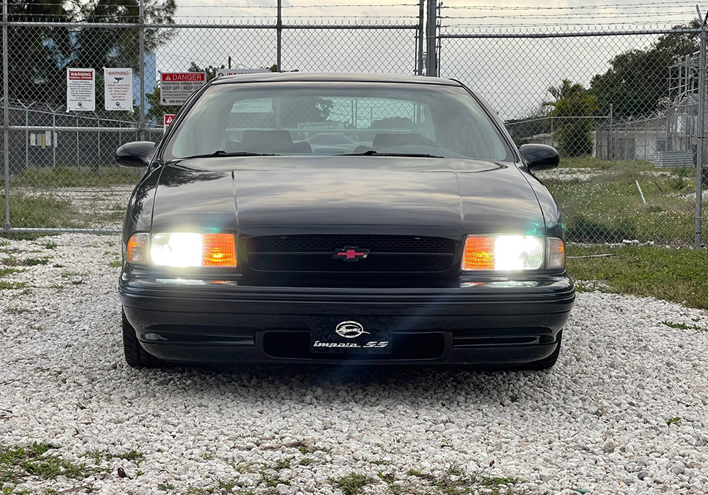 6th Image of a 1996 CHEVROLET IMPALA / CAPRICE