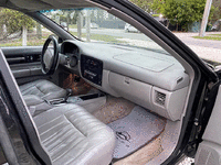 Image 14 of 25 of a 1996 CHEVROLET IMPALA / CAPRICE