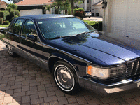 Image 3 of 18 of a 1994 CADILLAC FLEETWOOD BROUGHAM