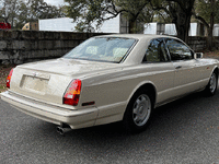 Image 3 of 21 of a 1995 BENTLEY CONTINENTAL R