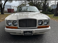 Image 5 of 21 of a 1995 BENTLEY CONTINENTAL R