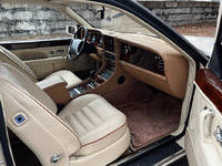 Image 15 of 21 of a 1995 BENTLEY CONTINENTAL R