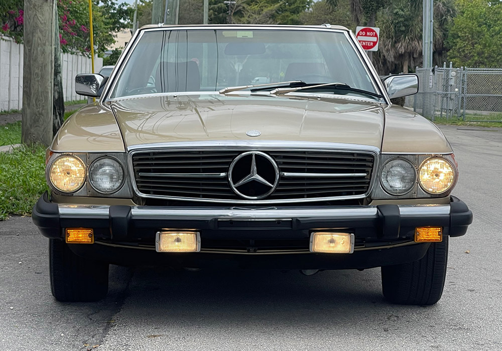 6th Image of a 1985 MERCEDES 380SL