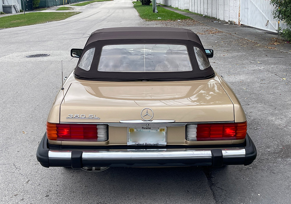 7th Image of a 1985 MERCEDES 380SL