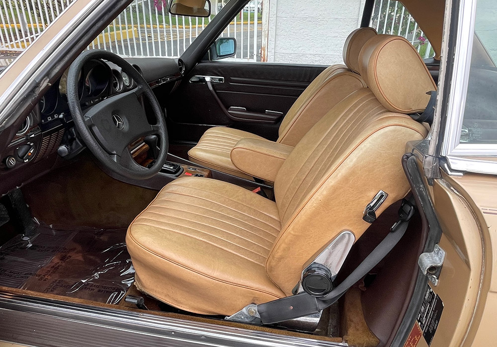 8th Image of a 1985 MERCEDES 380SL