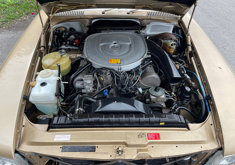 18th Image of a 1985 MERCEDES 380SL