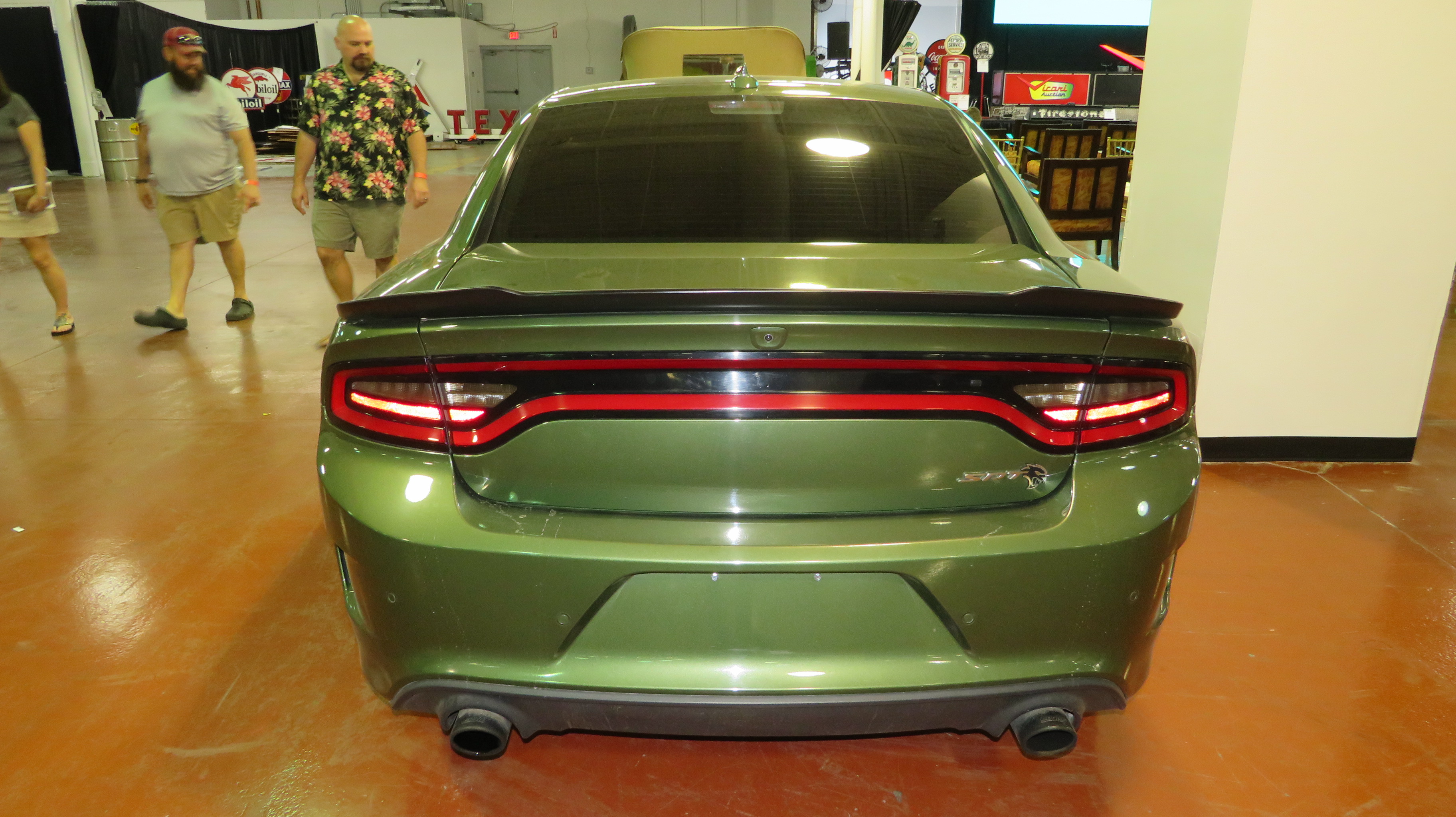 12th Image of a 2018 DODGE CHARGER SRT HELLCAT