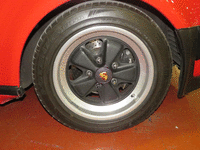 Image 13 of 14 of a 1987 PORSCHE 911 CARRERA
