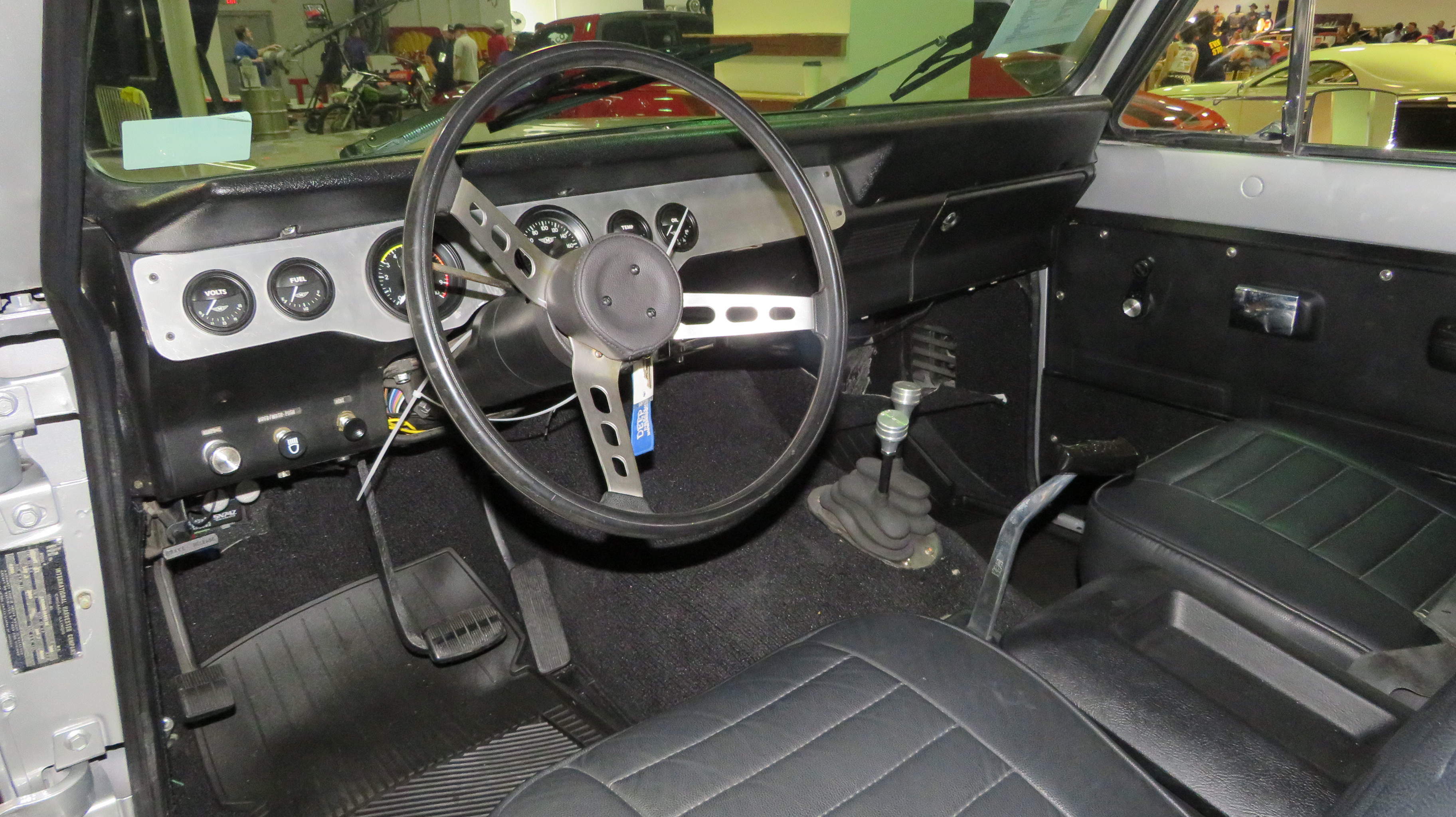 4th Image of a 1971 INTERNATIONAL SCOUT