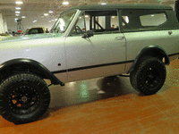 Image 3 of 11 of a 1971 INTERNATIONAL SCOUT