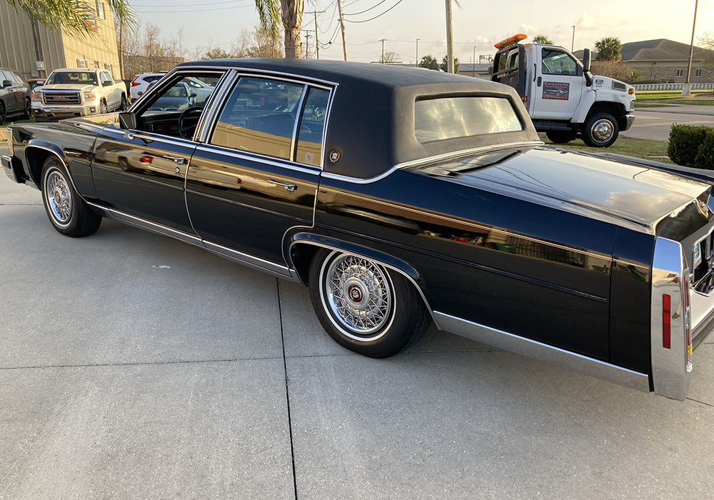 3rd Image of a 1989 CADILLAC BROUGHAM