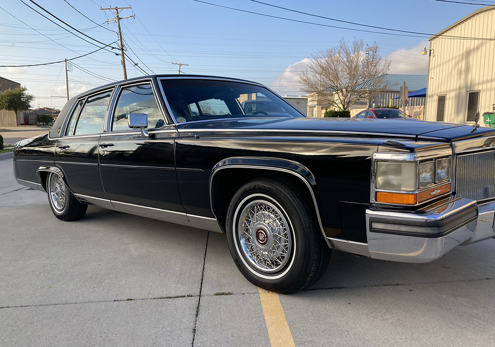 5th Image of a 1989 CADILLAC BROUGHAM
