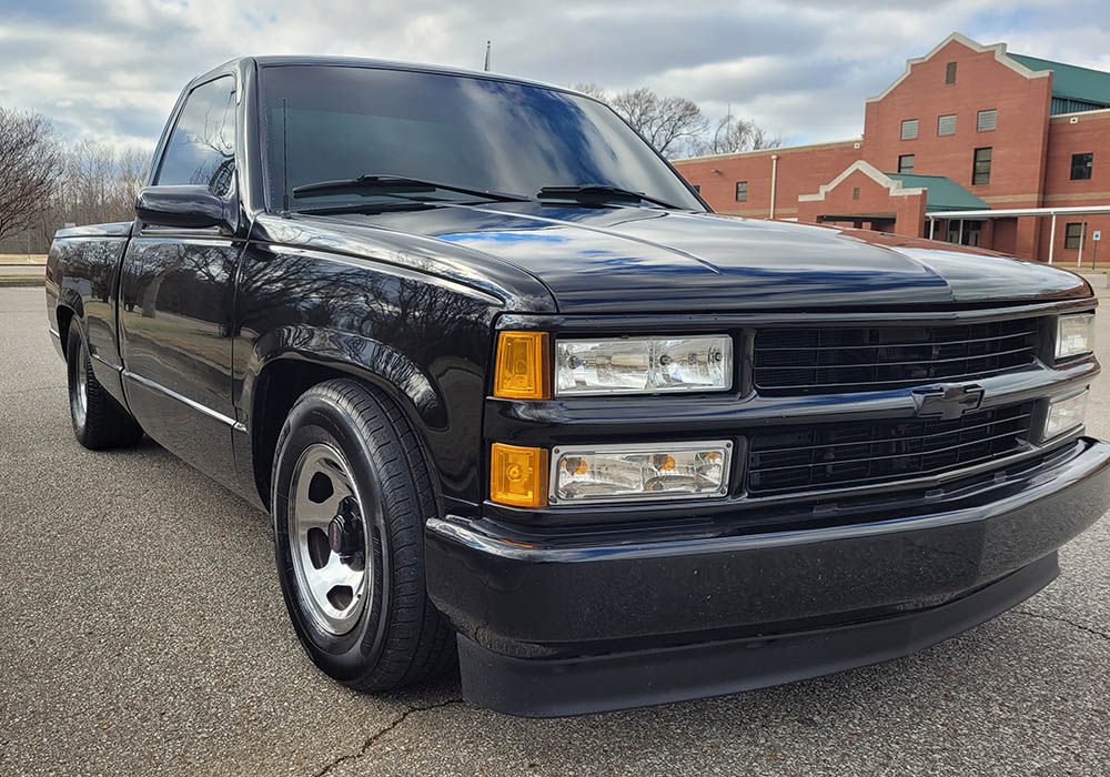 3rd Image of a 1998 CHEVROLET C1500