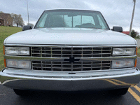 Image 9 of 25 of a 1991 CHEVROLET C1500