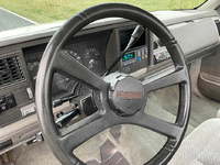 Image 14 of 25 of a 1991 CHEVROLET C1500
