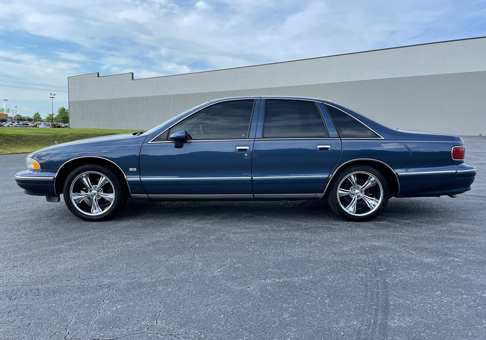 8th Image of a 1994 CHEVROLET CAPRICE CLASSIC