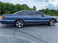 Image 7 of 26 of a 1994 CHEVROLET CAPRICE CLASSIC