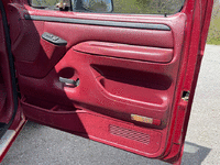 Image 10 of 19 of a 1996 FORD F-150 XLT